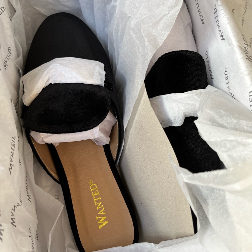 NWT Slip On Wanted Frankie Women's Black Mule Flats Loafers All Sizes - Picture 9 of 11